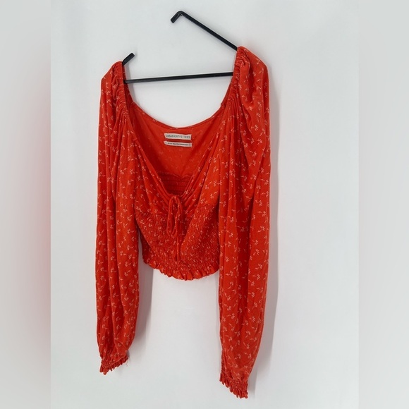 Urban Outfitters Floral Puff Balloon Long Sleeve Smocked Front Tie Crop Blouse - Picture 3 of 7